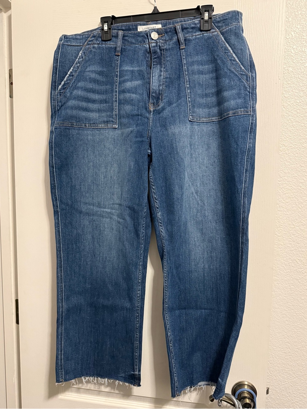Lovervet by Vervet Time After Time Cropped Straight Leg Jeans